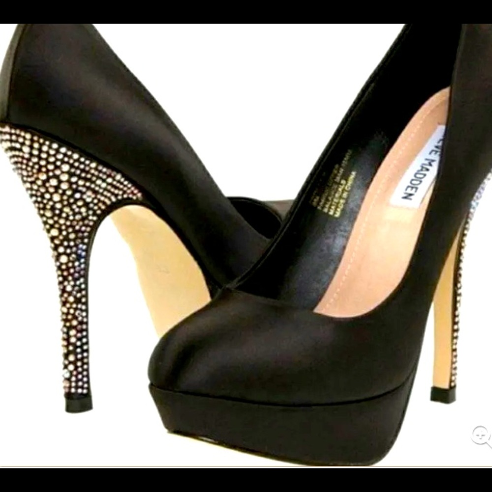 STEVE MADDEN Black Party R Platform Heels
